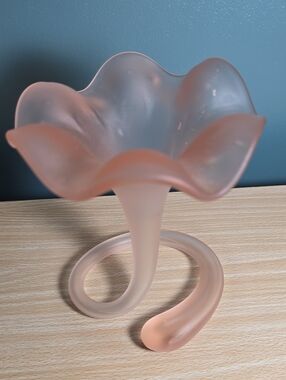 Elegant Frosted Pink Glass Flower Vase - Home Accents